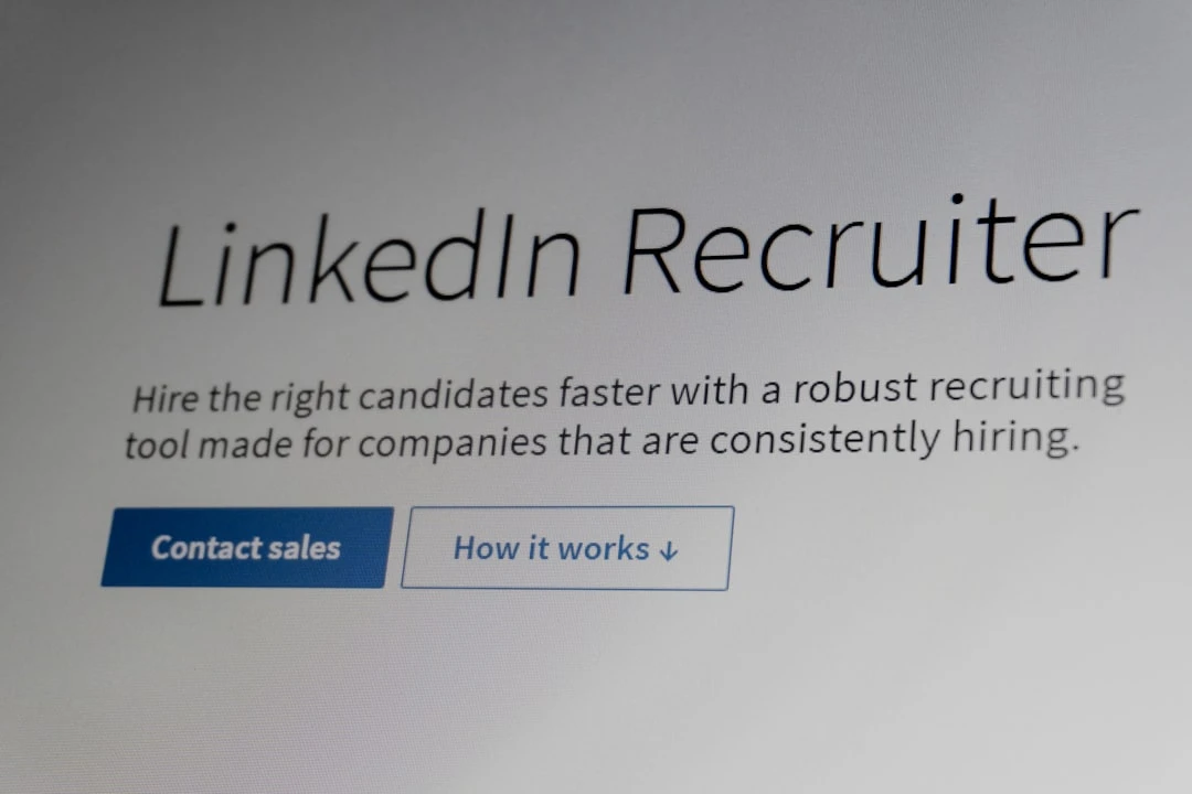 Headhunter là gì? Vai trò và cách hoạt động của headhunter