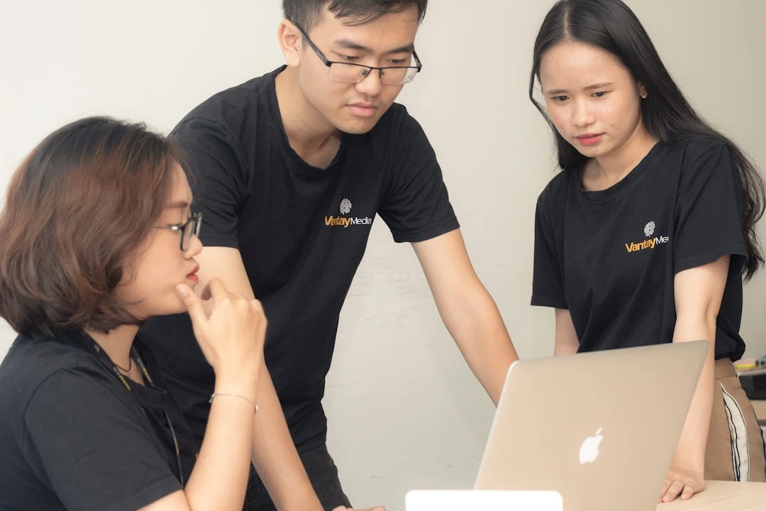 Burnout nhân viên: Dấu hiệu nhận biết và cách phòng ngừa cho doanh nghiệp