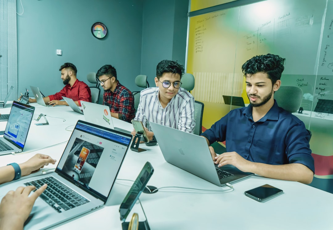 upskilling reskilling - tổng quan và phân tích | DigiSource.vn